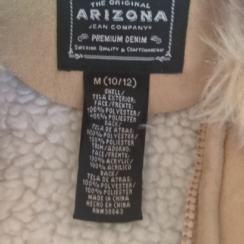 Arizona Jean Company Women's Cream Teddy Jacket - Picture 2 of 3